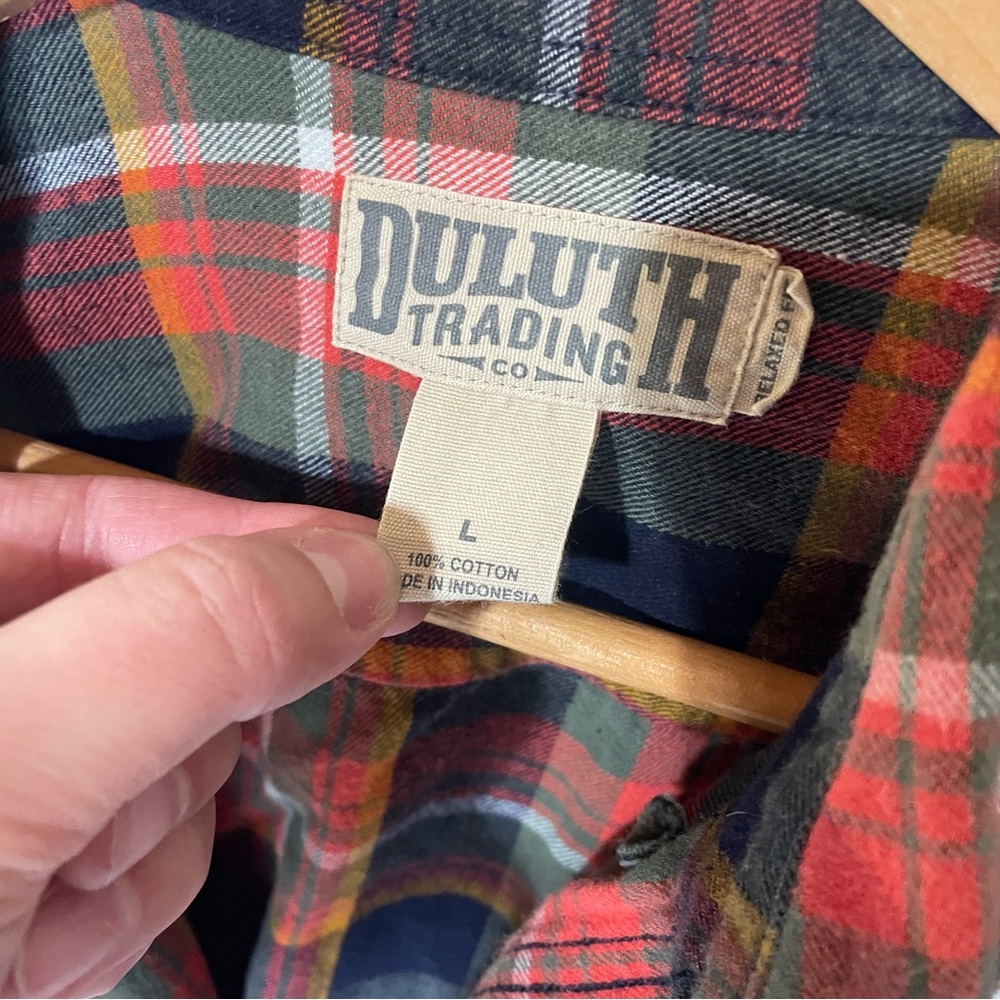 Duluth Trading Company Men's Free Swingin' Flannel Relaxed Fit Shirt Plaid - Picture 3 of 4